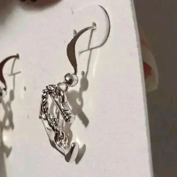 Piper Madison Anchor Earrings Silver Toned Drop Earings - Picture 4 of 4